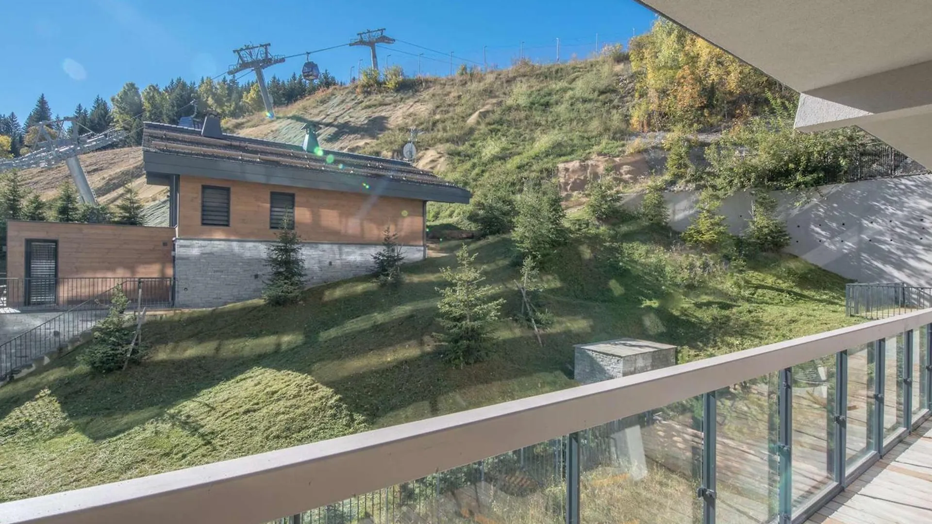 Appartement 6 Pers - Courchevel Village - Centre Station - Pistes A Deux Pas - Spa Inclus - Fr-1-631-200 0*,  France